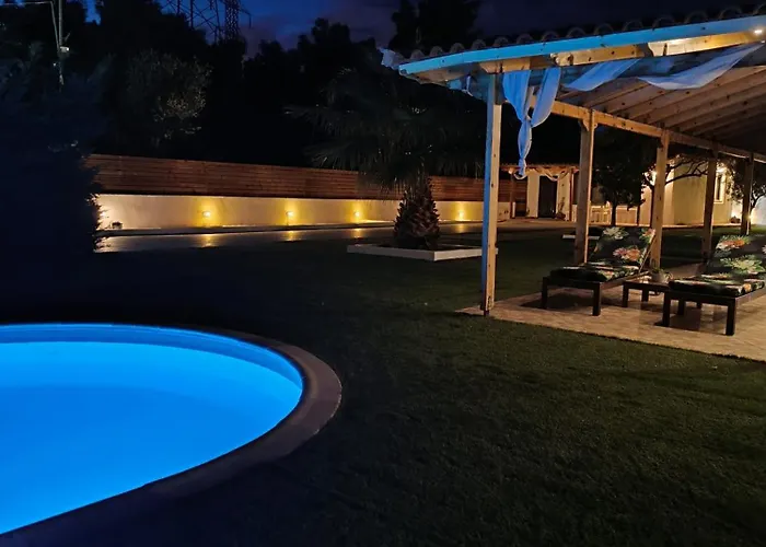 Amazing Agapitos Villa *